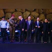 הנשיא, ראש הממשלה, יו"ר הכנסת והרמטכ"ל ביד ושם, השבוע. | אוליבייה פיטוסי, פלאש 90