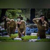 לספר על גבורת הנופלים . הר הרצל, השבוע. | יונתן זינדל, פלאש 90