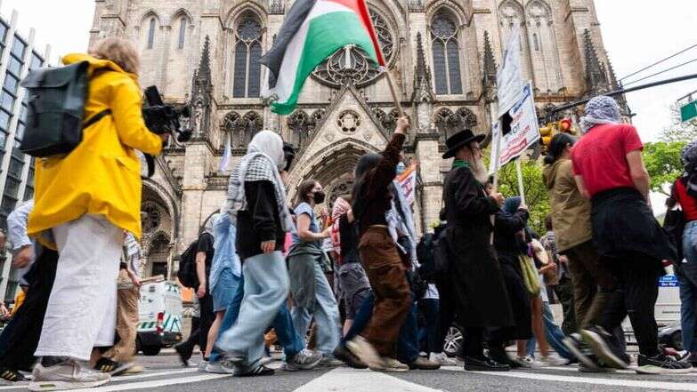 הפגנה אנטי-ישראלית בניו-יורק | Getty Images via AFP הפגנה אנטי-ישראלית בניו-יורק | Getty Images via AFP
