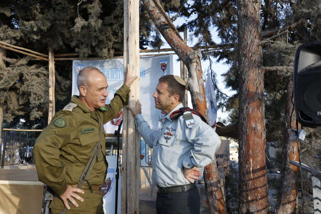 "רק אג'נדה אחת - ביטחון". תא"ל בלוט ואלוף יהודה פוקס. | גרשון אלינסון, פלאש 90