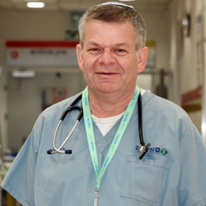 ד״ר דן שוורצפוקס, מנהל מלר״ד (מיון) וסגן מנהל ביה״ח סורוקה. באדיבות: המרכז הרפואי סורוקה מבית קבוצת כללית