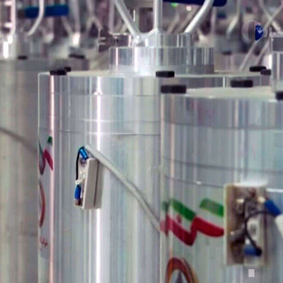 צנטריפוגות במתקן להעשרת אורניום בנתנז, איראן | איי.פי