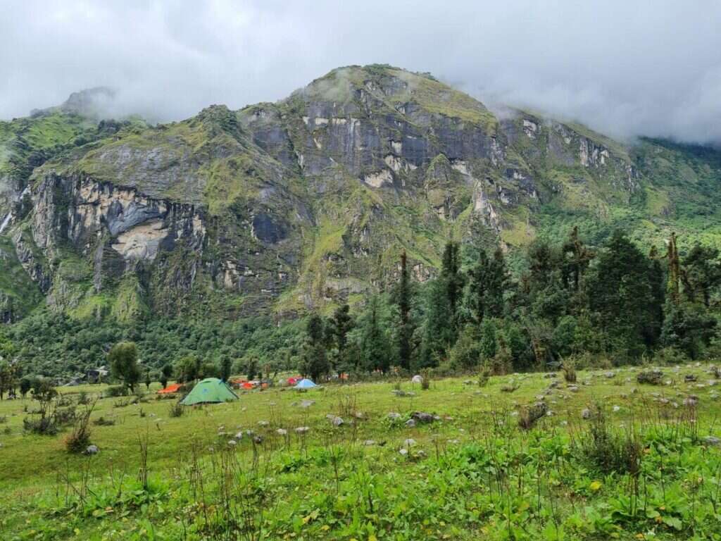 "המחשבה שהרסו לי את הטיול עברה בראש". מחנה הריינבואו בהרי ההימלאיה. | באדיבות המצולם "המחשבה שהרסו לי את הטיול עברה בראש". מחנה הריינבואו בהרי ההימלאיה. | באדיבות המצולם