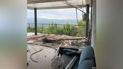 סלון ביתה של משפחת גליל, שתולה. | יוסף לוי סלון ביתה של משפחת גליל, שתולה. | יוסף לוי