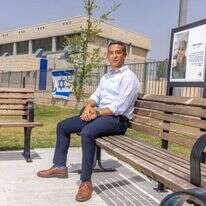 אלבז בגן הזיכרון בבית הספר "יחד" במודיעין, השבוע. | יוסי אלוני