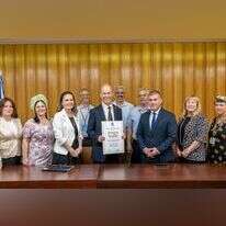 אות הוקרה הוענק בכנסת לאקדמית חמדת , | : אבי אוחיון