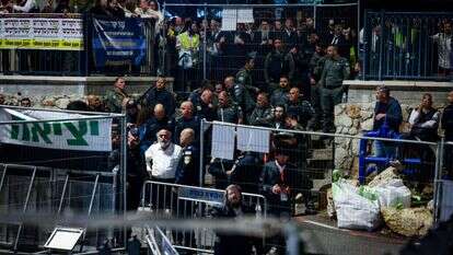 כוחות הביטחון מאבטחים את ציון הרשב"י, ל"ג בעומר תשפ"ד. | דוד כהן - פלאש 90