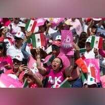 תומכות של מועמדת האופוזיציה המקסיקנית באירוע פוליטי. | AFP