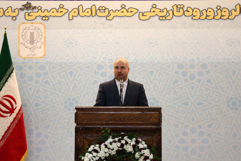 הקפיאו כניסה לתוקף של חקיקה דתית. מוחמד קאליבאף יו"ר המג'לס | גטי אימג'ס