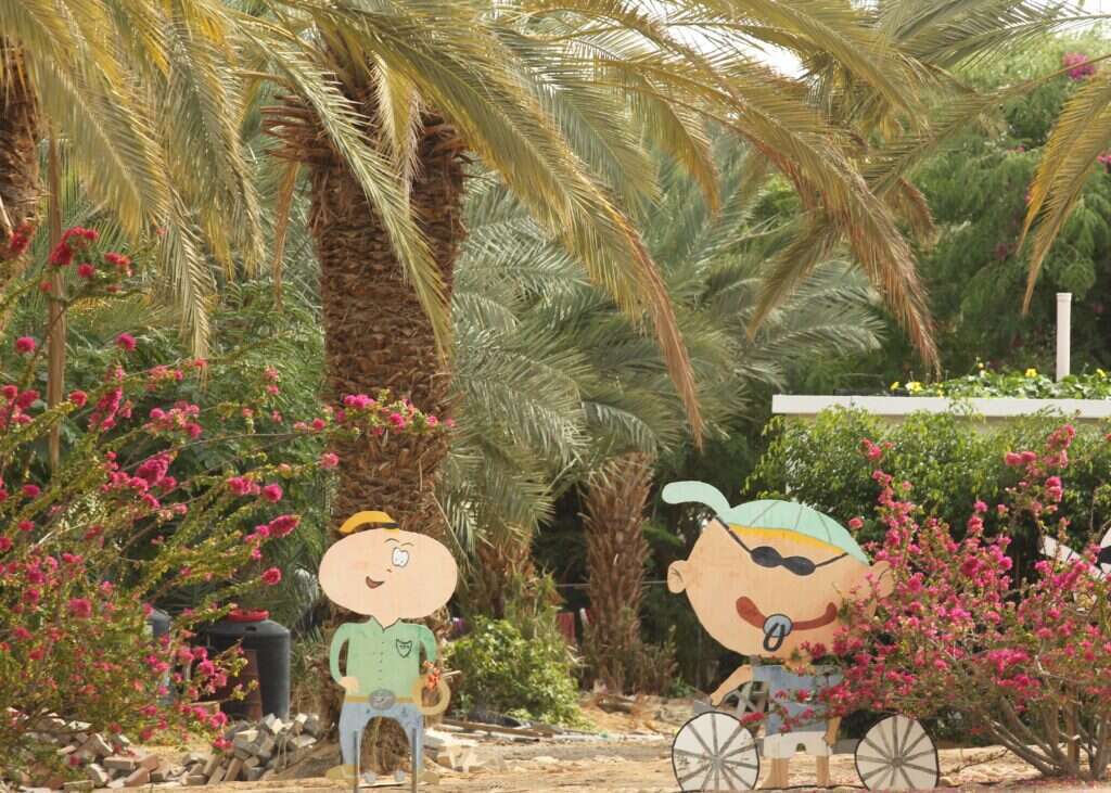 מושב צופר בערבה. | מרים צחי
