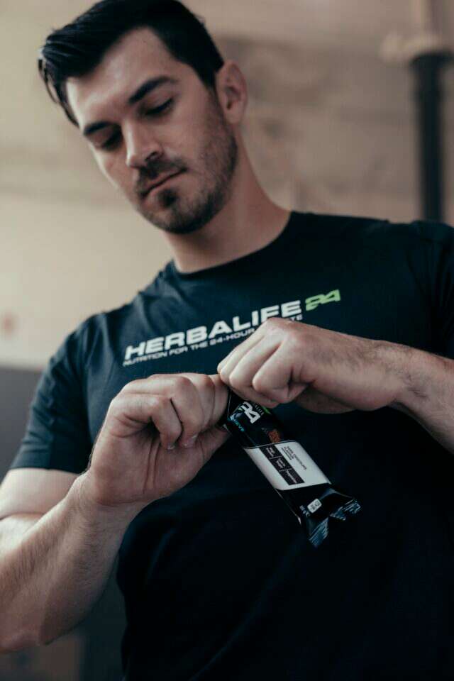 H24ACHIVE – חטיף חלבון חדש -הרבלייף- מארז שישייה 116 ש"ח. | יח"צ חו"ל