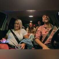 יאיר אגמון והאחיות כחלון. | כאן 11