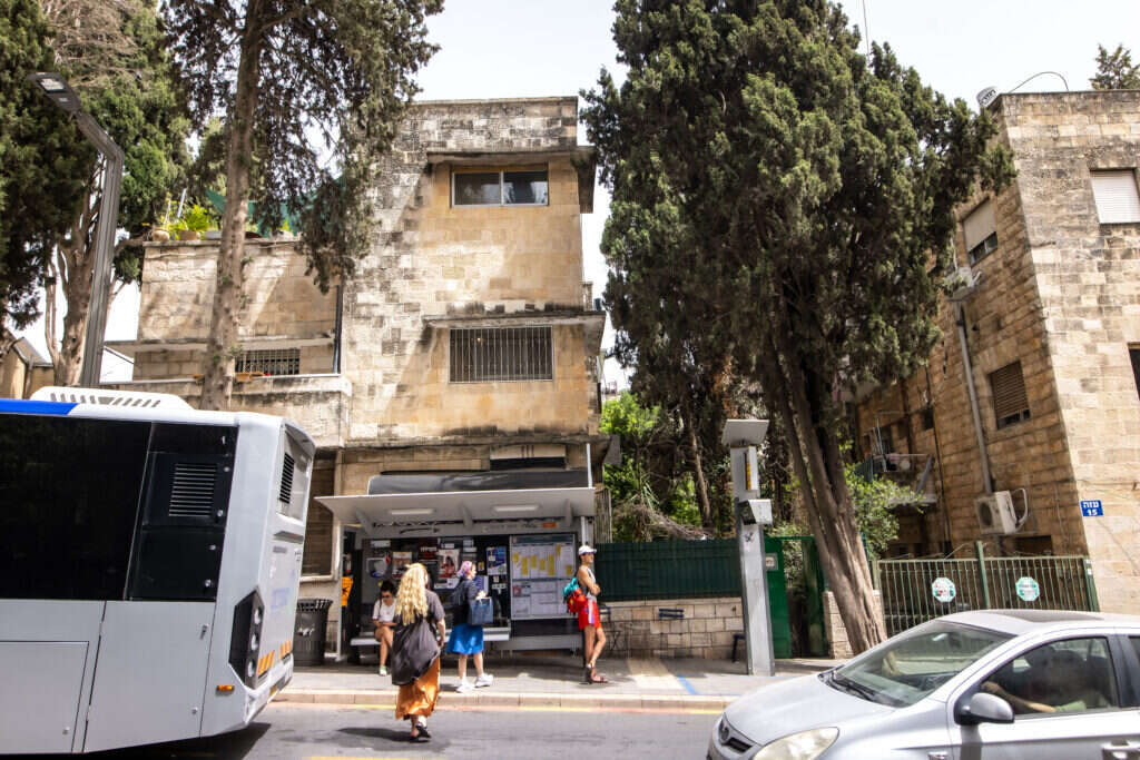 סיבאריס. | אריק סולטן