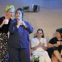 מתוך ההצגה "דירת רווקות". | איתי עזרא