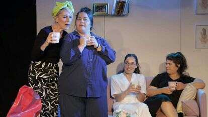 מתוך ההצגה "דירת רווקות". | איתי עזרא