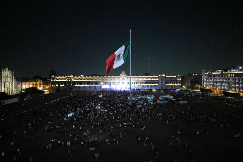 תומכי קלאודיה שיינבאום, הנשיאה החדשה של מקסיקו חוגגים את תוצאות הבחירות. | AFP