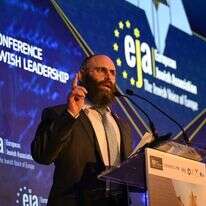 הרב מנחם מרגולין בכנס איגוד הארגונים היהודים באירופה. | יואב דודקביץ'