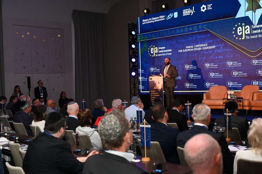 כנס איחוד הארגונים היהודיים באירופה. | יואב דודקביץ'