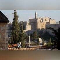 כונת משכנות שאננים, על רקע חומות העיר העתיקה בירושלים. | מרים אלסטר, פלאש 90