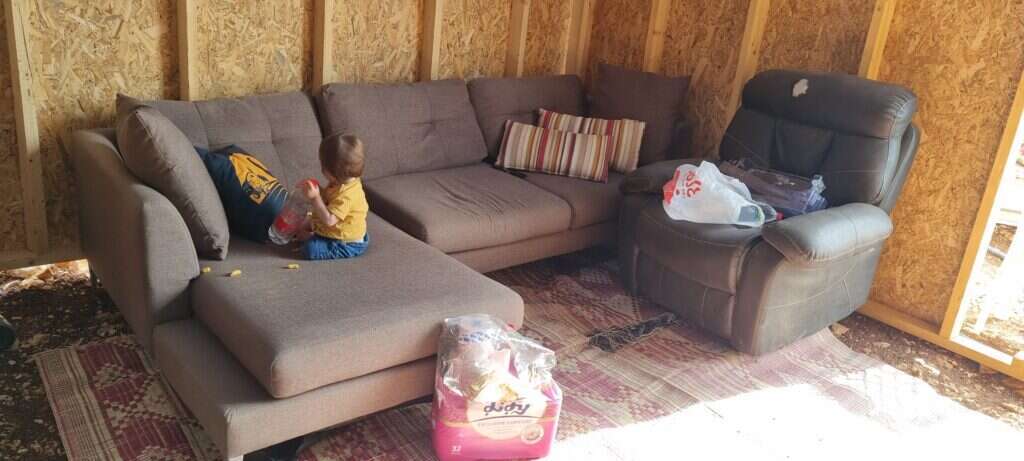 בית בשכונה ליד חוות יאיר, לפני הפינוי