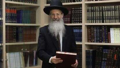 בירור ההלכה מתוך הקשריה ההיסטוריים והגיאוגרפיים. הרב מלמד. | מרים צחי