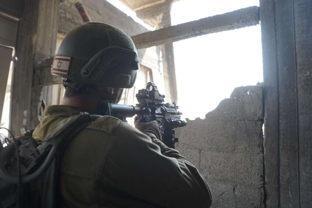 פעילות כוחות אוגדה 98 בדיר אל בלח. | דובר צה"ל