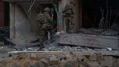 פעילות כוחות אוגדה 98 בדיר אל בלח. | דובר צה"ל