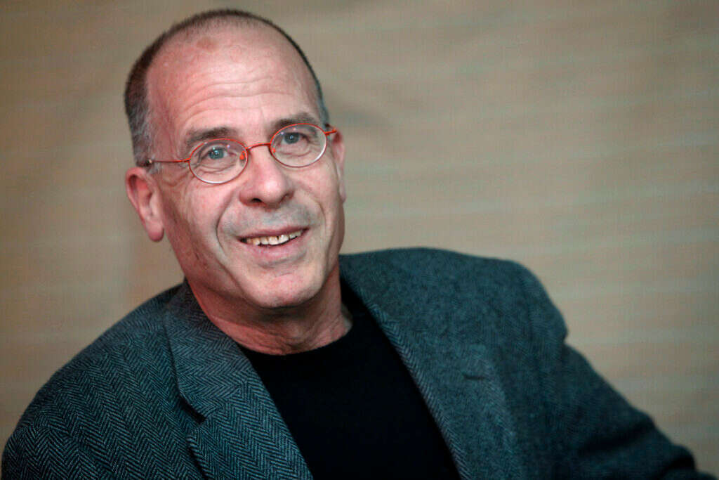 "היה יכול להיות אקדמאי נהדר, אבל בחר להיות סופר". מאיר שלו. | מרים אלסטר, פלאש 90