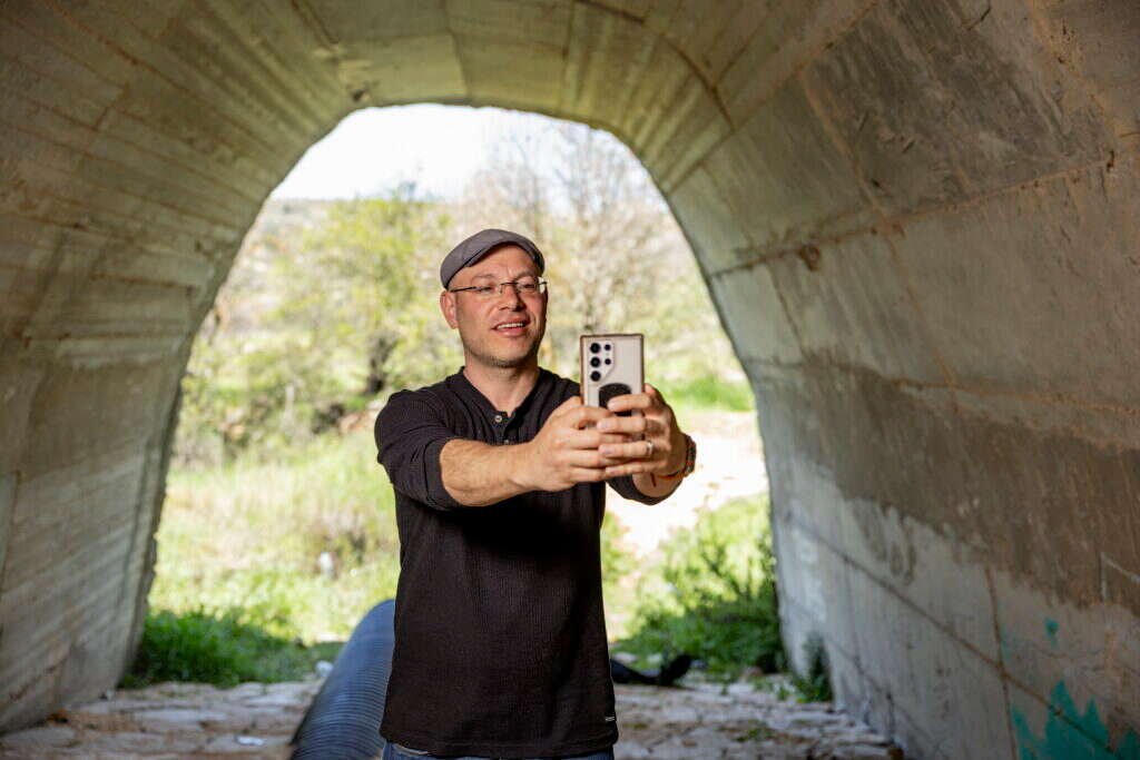 חושבים יחד. נעם יעקובסון. | נעמה שטרן