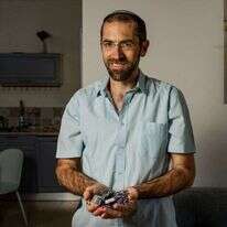 חובב יחיאלי. | נעמה שטרן