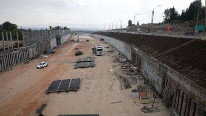 סלילת כביש 6 סמוך לצומת אלונים, 2018. | ענבל חרמוני, פלאש 90