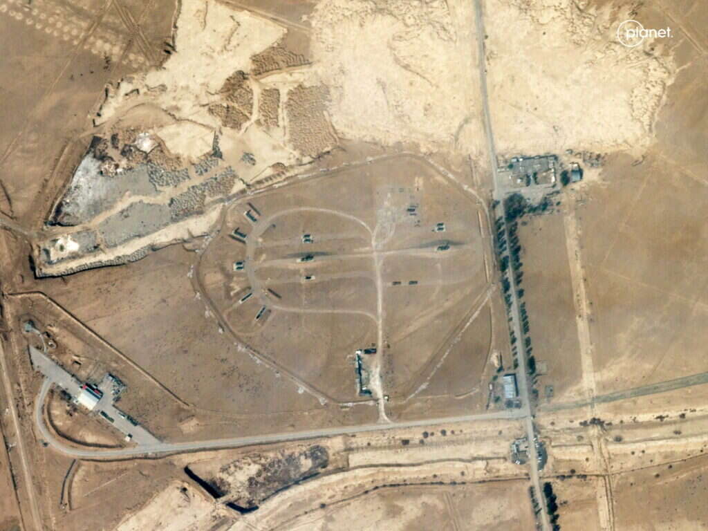 מאות הטייסים צריכים גם לחזור בשלום. בסיס הגנה אווירית איראני ליד אספהאן, שהותקף לפי פרסומים זרים בידי ישראל. | איי,אף,פי