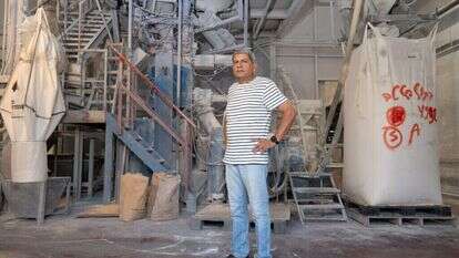 בן־הרוש במפעל בקריית־שמונה, בשבוע שעבר. | אייל מרגולין, ג׳יני