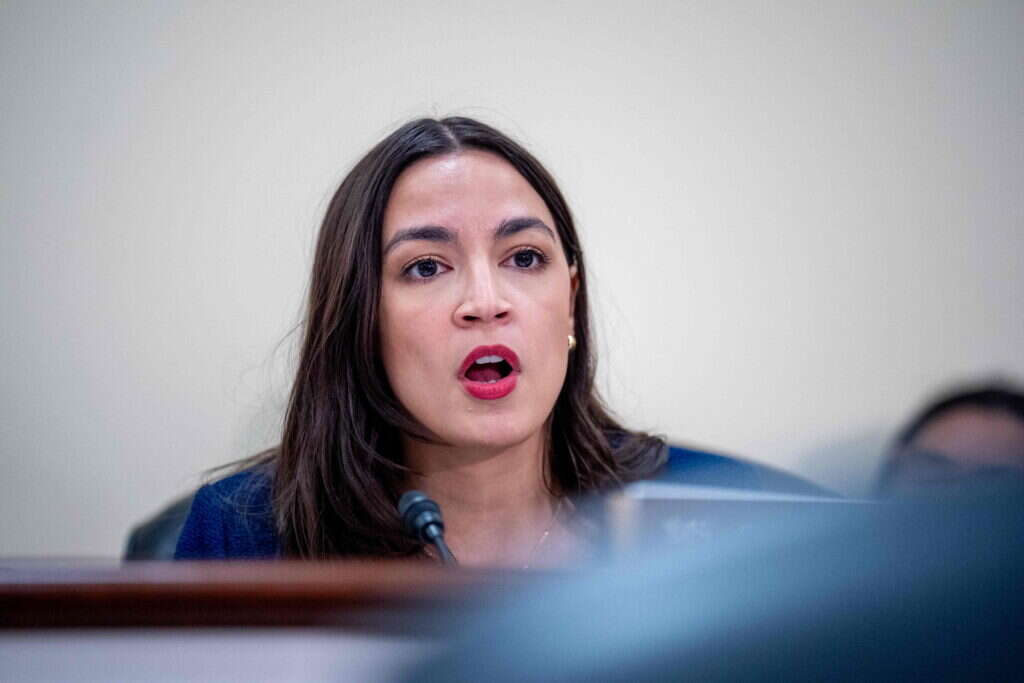 חברת הקונגרס האמריקני ואשת השמאל הקיצוני אלכסנדריה אוקסיו-קורטז. | Andrew Harnik/Getty Images/AFP