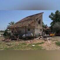 בתים הרוסים במושבה מטולה. | אייל מרגולין - ג'יני