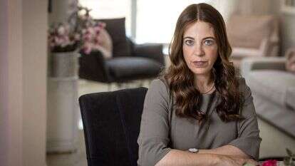 חוי ארנפלד. | אריק סולטן חוי ארנפלד. | אריק סולטן