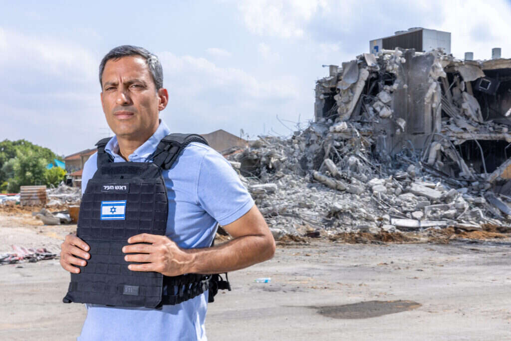 אלון דוידי. | יוסי אלוני