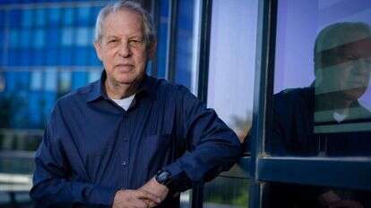 גיורא איילנד. | אריק סולטן