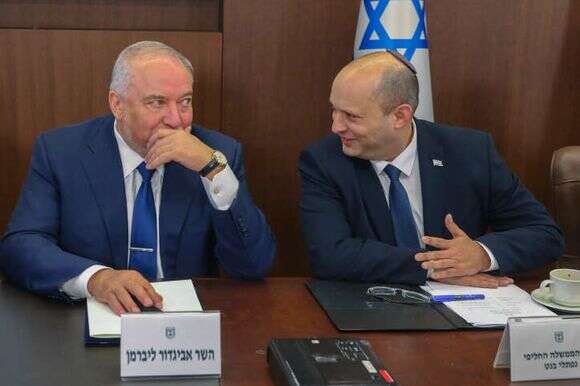 בנט וליברמן בימי הממשלה הקודמת. | מארק ישראל סלאם, פלאש 90 בנט וליברמן בימי הממשלה הקודמת. | מארק ישראל סלאם, פלאש 90