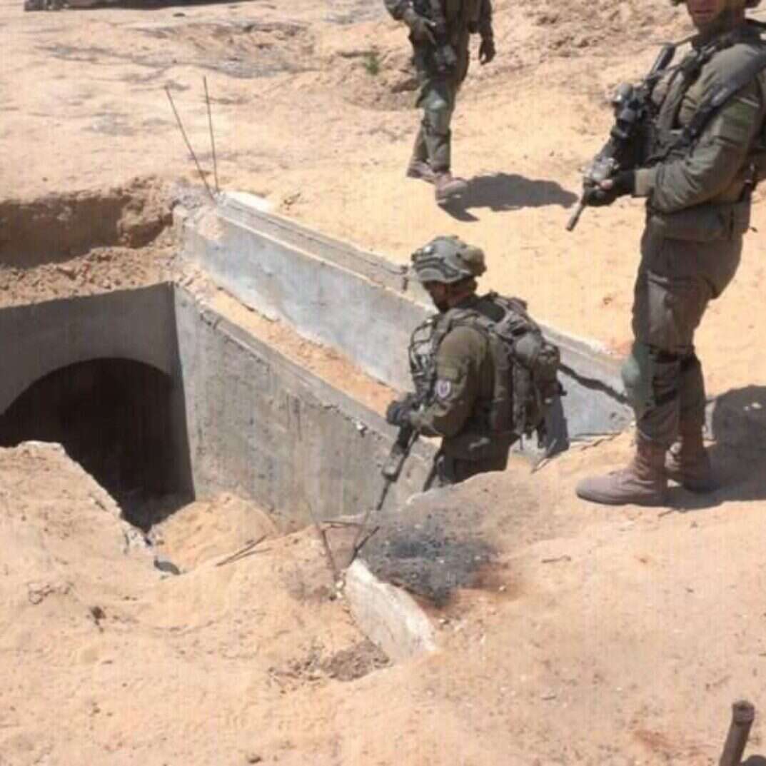 לוחמי צה"ל במנהרה ברצועת עזה במהלך המלחמה | דובר צה"ל