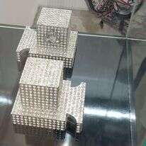 תפילין בהדפסת תלת ממד מצופות אבני סברובסקי של האמן דידי כליפה. | גליה היפש