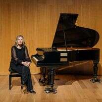 "כשלעצמי, הייתי מוכנה לנחות כאן כבר ב־ 8 באוקטובר". גולבק. | אבישג שאר־ישוב