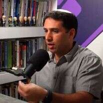 אלעד מלכא בפודקאסט "על המשמעות". | מסך