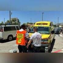 אמבולנס מחוץ לקניון בכרמיאל, ארכיון. | דוברות מד"א