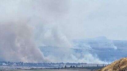 שרפות לאחר שיגורי טילים בלבנון. | דוברות כבאות והצלה