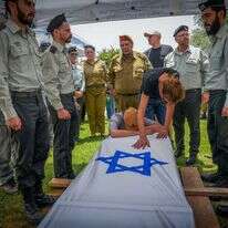 הלוויתו של סרן איליי אלישע לוגסי ז"ל. | אייל מרגולין, פלאש 90