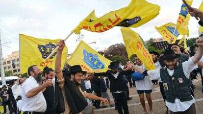 חסידי חב"ד בכיכר רבין בתל־אביב, 2018. | יהודה חיים, פלאש 90
