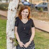 אורית בורובסקי. | נעמה שטרן