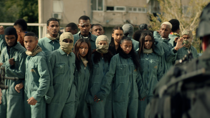 באדיבות NEXT TV– ו HOT באדיבות NEXT TV– ו HOT