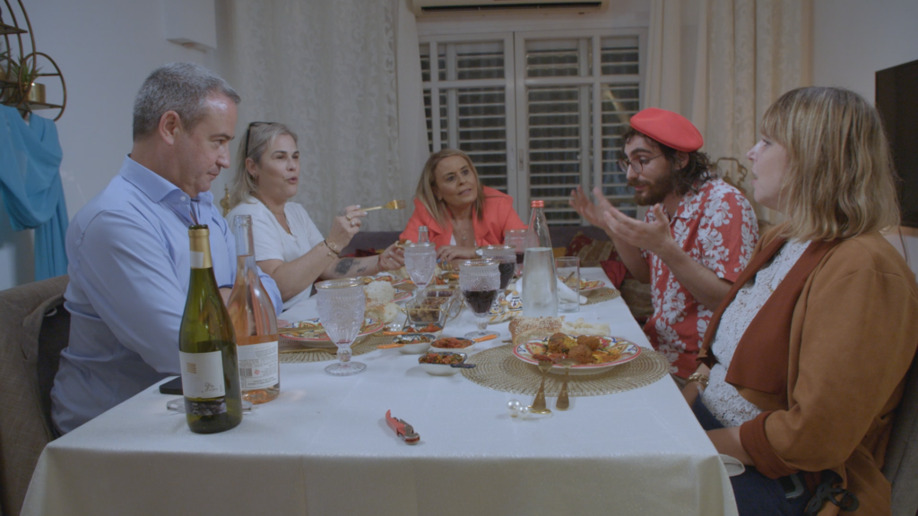 באדיבות כאן 11 - ארמוזה הפקות באדיבות כאן 11 - ארמוזה הפקות